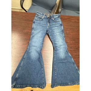 Wrangler High Rise Flare Jeans Size 27x30
